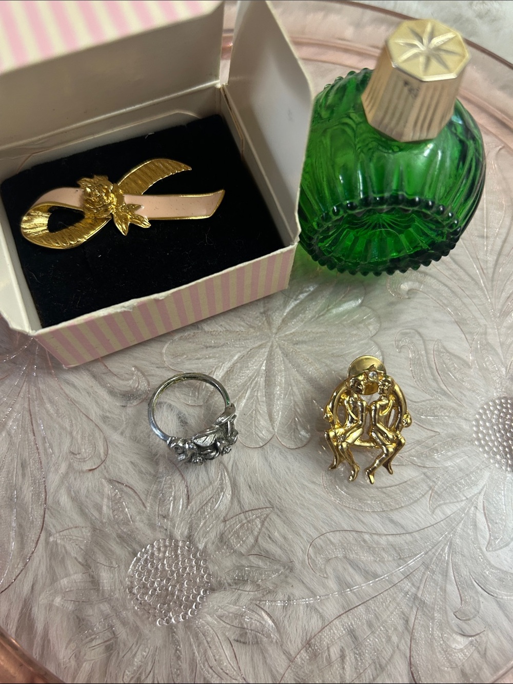 Avon vintage 4 piece bundle